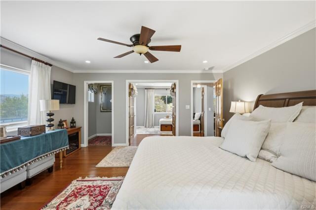 Second bedroom
